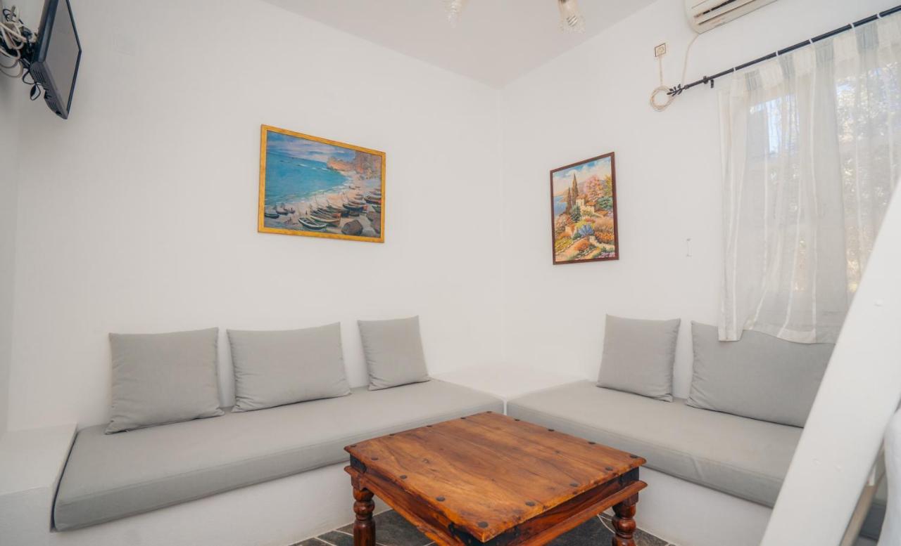Giannakas Studios Platis Gialos  Екстериор снимка