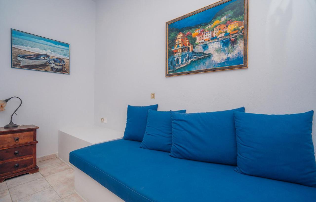 Giannakas Studios Platis Gialos  Екстериор снимка