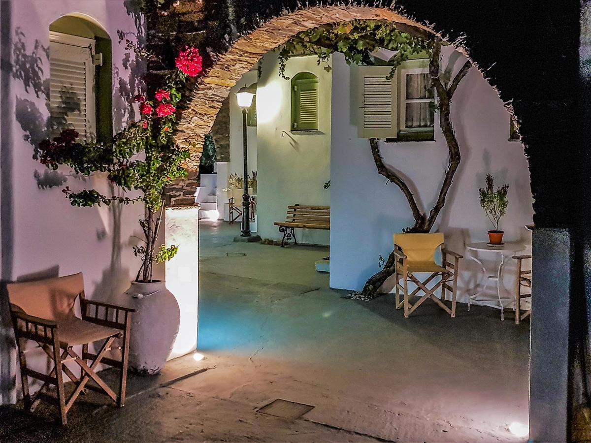 Giannakas Studios Platis Gialos  Екстериор снимка